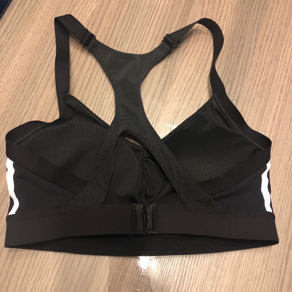Classic Adidas sports bra - Picture 2 of 2